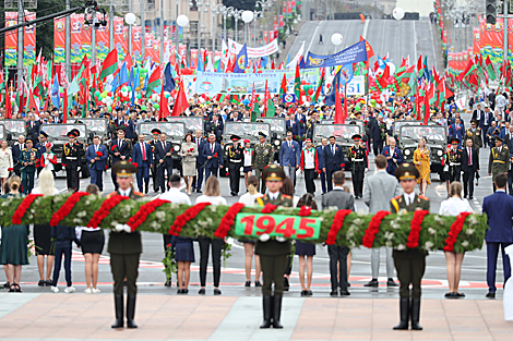 Belarus Remembers! patriotic procession in Minsk