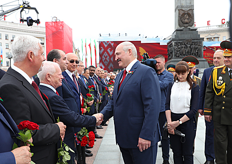 Aleksandr Lukashenko during the flower ceremony on Victory Square