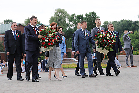 Flower ceremony in Brest Hero Fortress