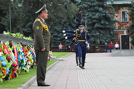 Flower ceremony in Brest Hero Fortress