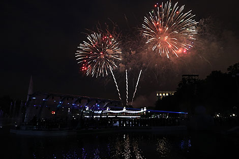 Fireworks in honor of Independence Day in Minsk