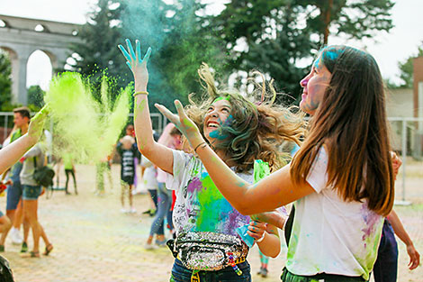 Фестываль колераў Colorfest у Мінску 