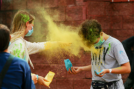 Фестываль колераў Colorfest у Мінску 