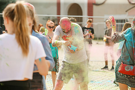 Фестываль колераў Colorfest у Мінску 