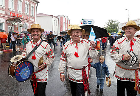 Cherry festival in Glubokoye