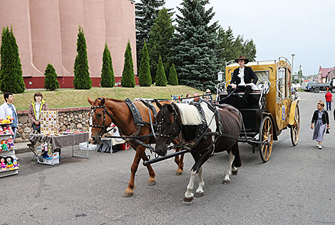 Cherry festival in Glubokoye