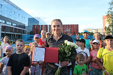 The clinic of Aliaksandra Sasnovich for young tennis players