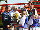 Первого комбайнера-трёхтысячника наградили в Гродненском районе