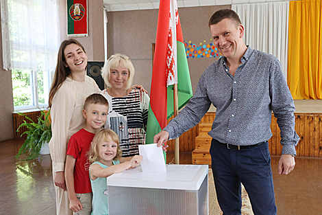 Early voting in Novopolotsk