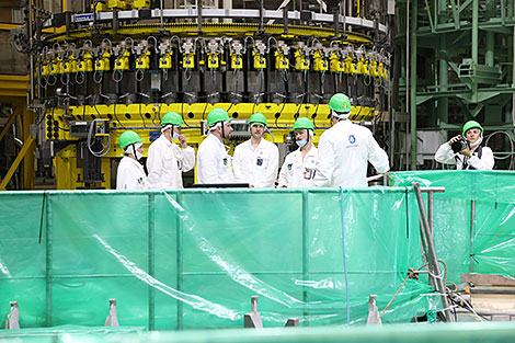 Belarusian nuclear power plant: fueling of plant’s first reactor 