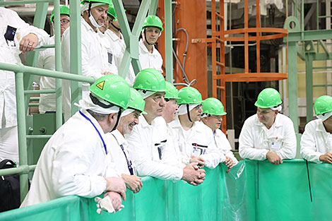 Belarusian nuclear power plant: fueling of plant’s first reactor 