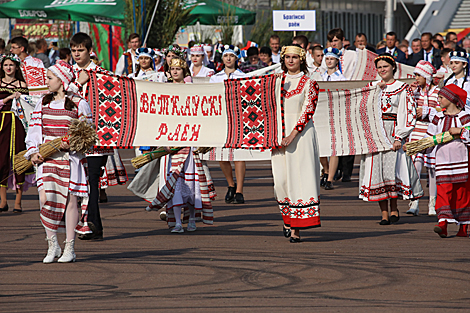 Dazhynki harvest festival in Mozyr