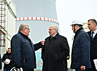 亚历山大·卢卡申科视察白罗斯核电站在白罗斯核电站的劳工集体和建设者面前的讲话