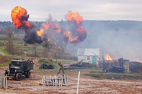 Artillery Day at Stalin's Line