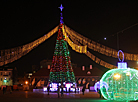 格罗德诺主要圣诞树上的照明仪式