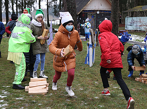 维捷布斯克地区严寒老人德文纳河沿岸住所