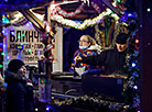 Christmas market by Palace of Sports