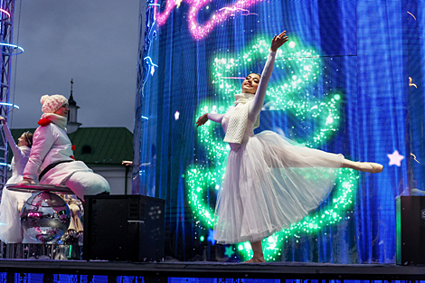 Christmas Merry-go-Round show in Minsk