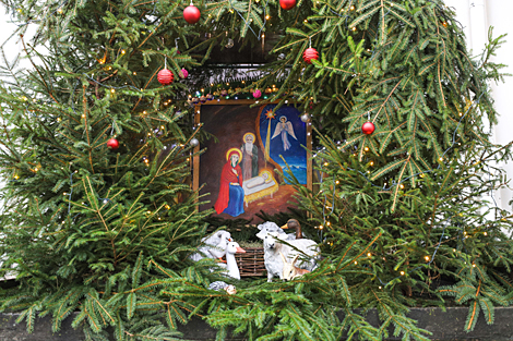 Preparations for Christmas in St. Nicholas Garrison Cathedral in Brest