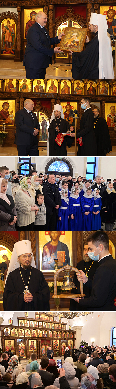 亚历山大·卢卡申科参观了明斯克圣十字教堂