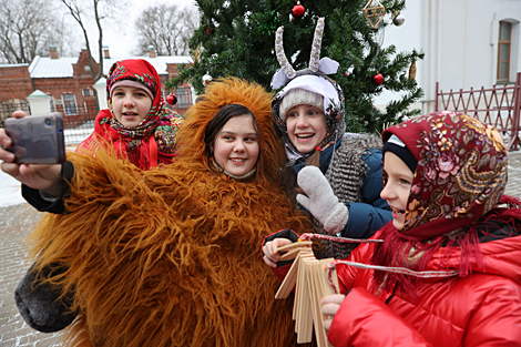 Kolyady rite performed in Vitebsk