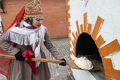 Kolyady rite performed in Vitebsk