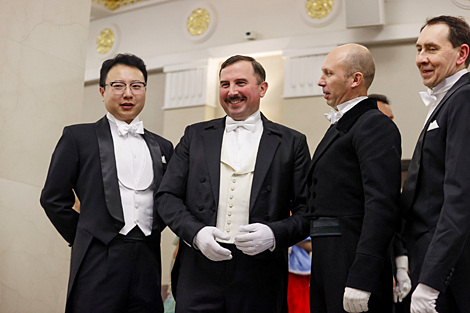 Elegant guests in the hall of the Bolshoi Theater