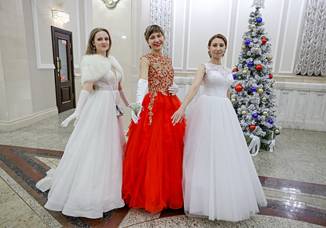 Elegant guests in the hall of the Bolshoi Theater