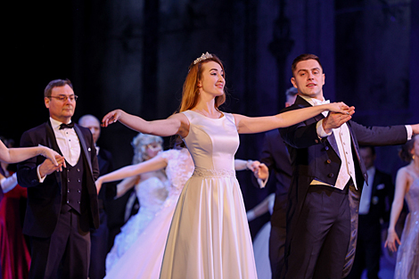 New Year's ball in Bolshoi Theater