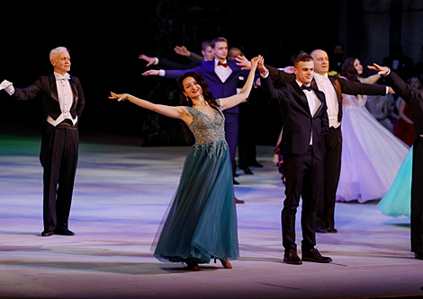 New Year's ball in Bolshoi Theater