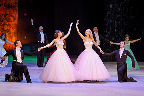 New Year's ball in Bolshoi Theater