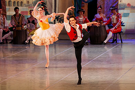 Belarus' Bolshoi Theater marks Klara Malysheva's 85th birthday with Don Quixote ballet