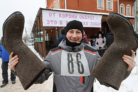 Забег в валенках в Лепеле