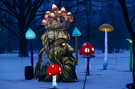 Фестиваль фонарей в Ботаническом саду Минска