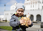 Belarusian Orthodox Christians mark Easter 