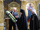 Аляксандр Лукашэнка на Вялікдзень наведаў храм у Тураве