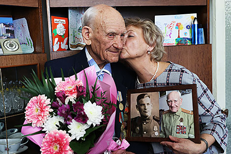 Ветэран Вялікай Айчыннай вайны Іван Курындзін адзначае 100-летні юбілей