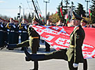 Solemn ritual to honor state emblem, flag 