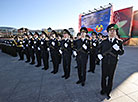 Solemn ritual to honor state emblem, flag 