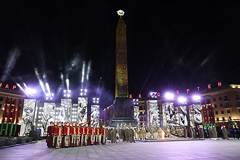 Victory Day: Gala concert at Victory Square