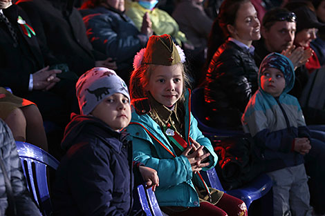 Gala concert in Pobedy Square