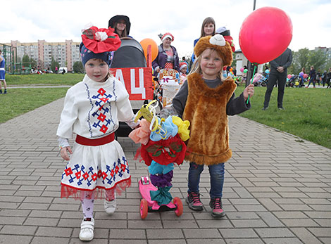 Pram parade in Bobruisk 