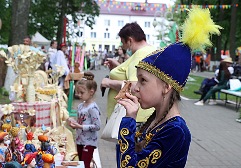 Golden Bee festival in Klimovichi