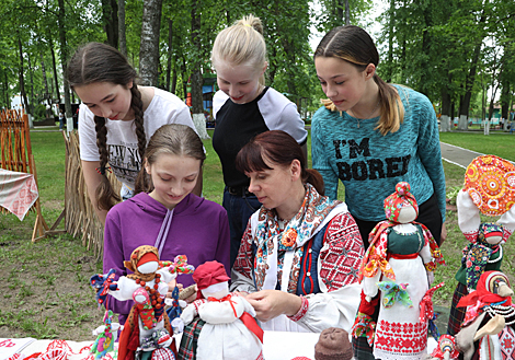 Golden Bee festival in Klimovichi