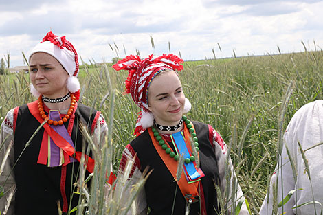 Обряд вождения и похорон Стрелы в Ветковском районе