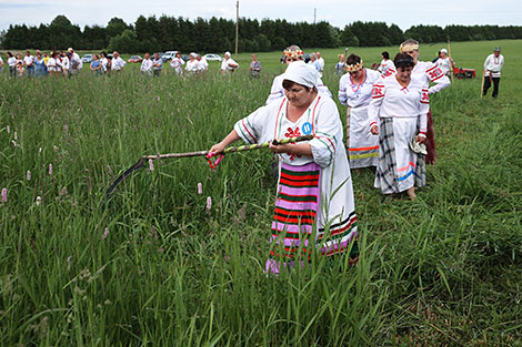 Haymaking festival in Ivye District