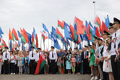 Урачыстае мерапрыемства ў мемарыяльным комплексе 