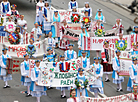 Independence Day in Gomel: festive procession 