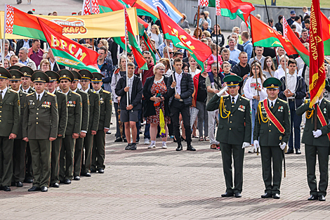 Памяць загінулых герояў ушанавалі ў Брэсцкай крэпасці 