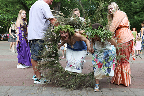 Kupalle Festival in Botanical Garden 